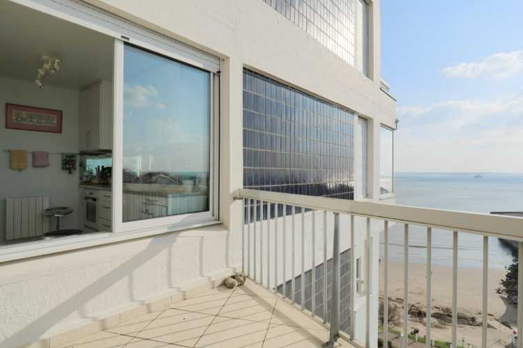 Cabinet Briand | votre agence immobilière Royan, spécialiste des biens immobiliers de prestige sur la côte charentaise