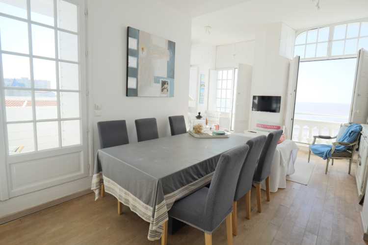 Cabinet Briand | votre agence immobilière Royan, spécialiste des biens immobiliers de prestige sur la côte charentaise