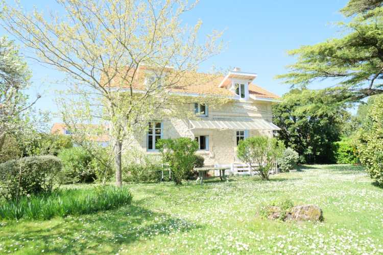 Cabinet Briand | Agent immobilier Royan, agence spécialiste des biens immobiliers de prestige sur la côte charentaise