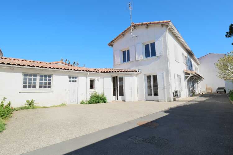 Cabinet Briand | Agent immobilier Royan, agence spécialiste des biens immobiliers de prestige sur la côte charentaise