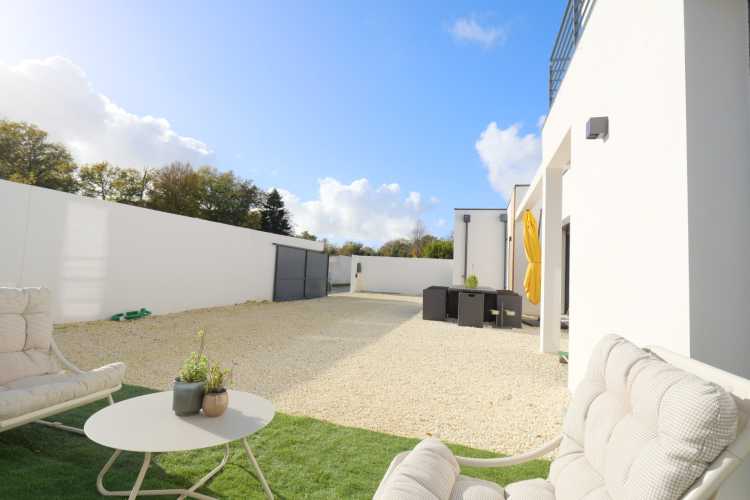 Cabinet Briand | Agent immobilier Royan, agence spécialiste des biens immobiliers de prestige sur la côte charentaise