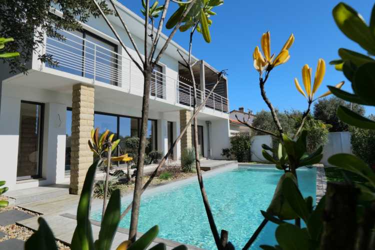 Cabinet Briand | Agent immobilier Royan, agence spécialiste des biens immobiliers de prestige sur la côte charentaise