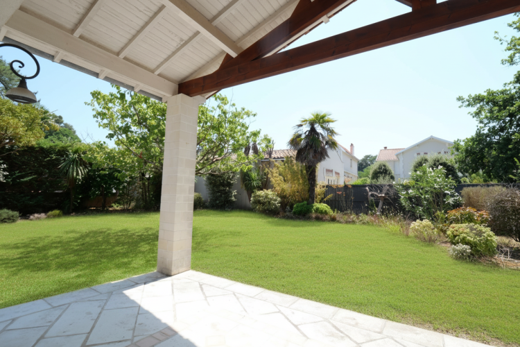 Cabinet Briand | Agent immobilier Royan, agence spécialiste des biens immobiliers de prestige sur la côte charentaise