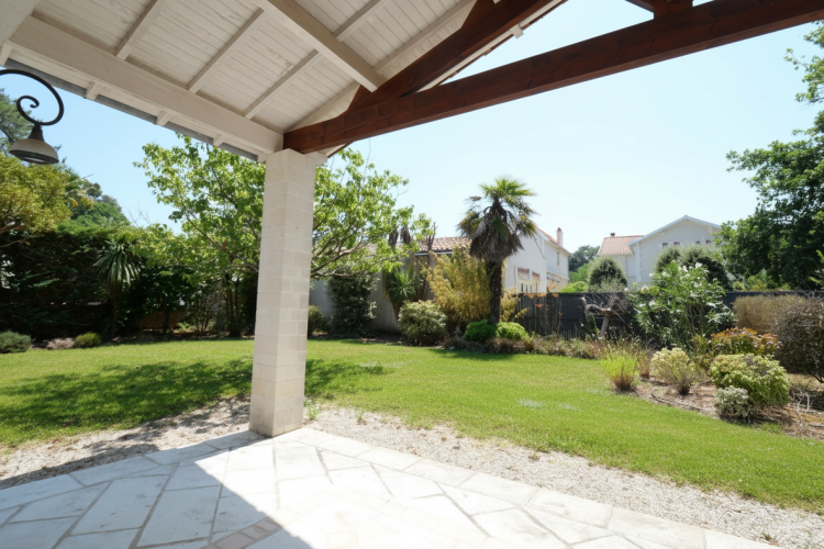 Cabinet Briand | Agent immobilier Royan, agence spécialiste des biens immobiliers de prestige sur la côte charentaise