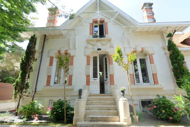 Cabinet Briand | Agent immobilier Royan, agence spécialiste des biens immobiliers de prestige sur la côte charentaise