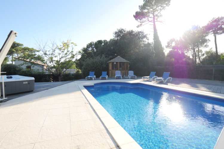 Cabinet Briand | Agent immobilier Royan, agence spécialiste des biens immobiliers de prestige sur la côte charentaise