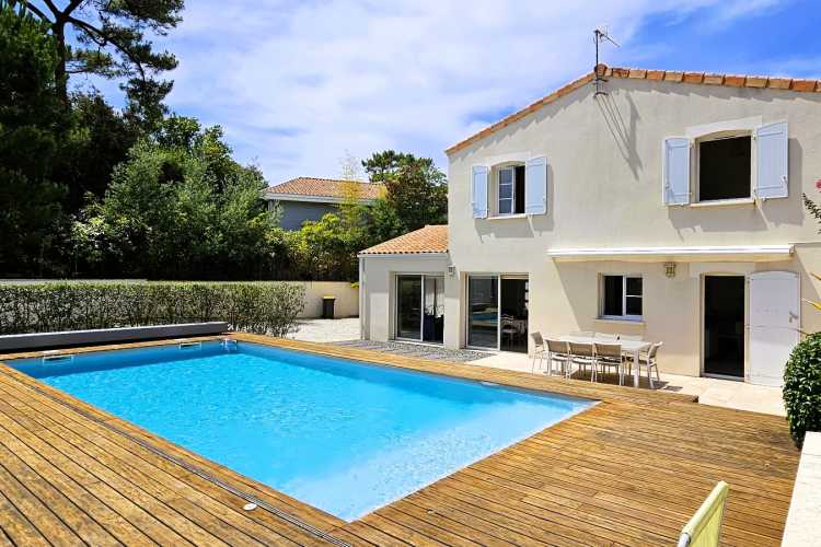Cabinet Briand | Agent immobilier Royan, agence spécialiste des biens immobiliers de prestige sur la côte charentaise
