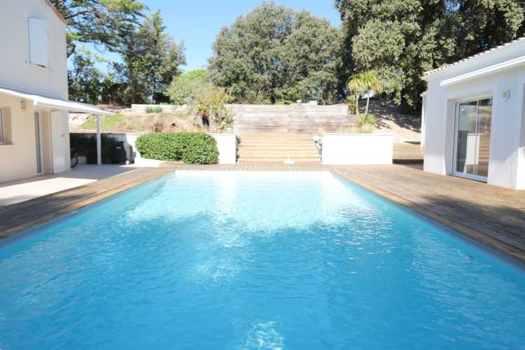 Cabinet Briand | Agent immobilier Royan, agence spécialiste des biens immobiliers de prestige sur la côte charentaise