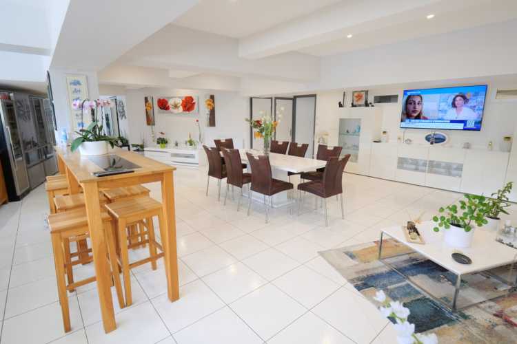 Cabinet Briand | Agent immobilier Royan, agence spécialiste des biens immobiliers de prestige sur la côte charentaise